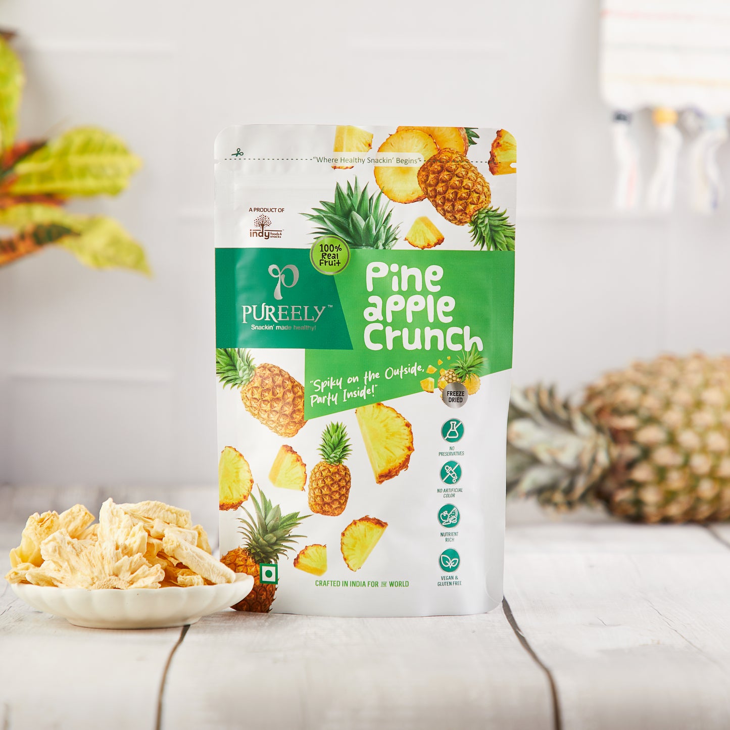 Pineapple – Spiky on the Outside, Party Inside!